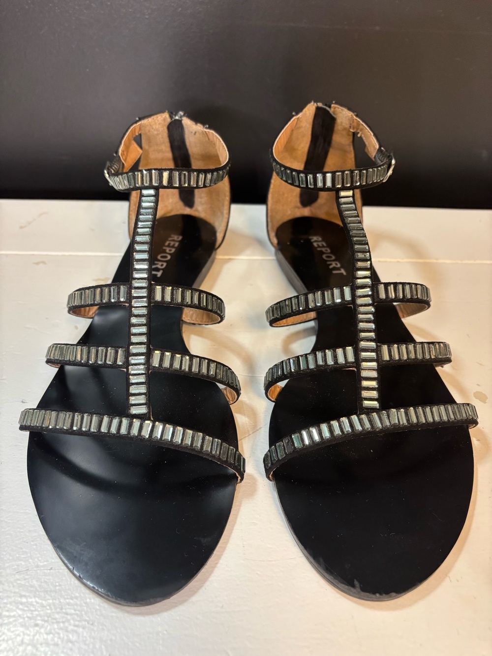 Women’s size 9.5 Report Black Strappy Sandals with Mirrored Accents Jewels